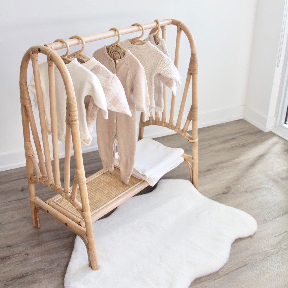 Decoratieve kleine hangers, ha - Baby Clothing Hanging Rack recensie en prijs